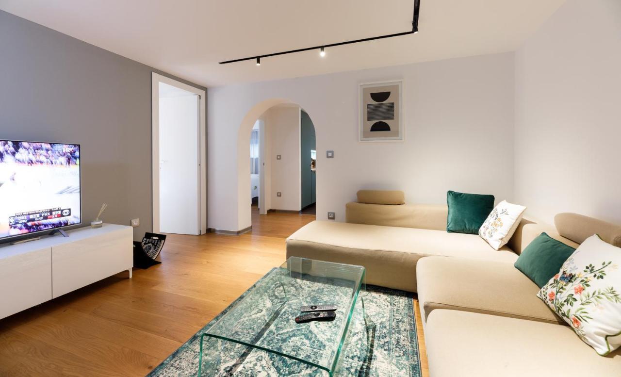 Stylish City Apartment สปลิท ภายนอก รูปภาพ