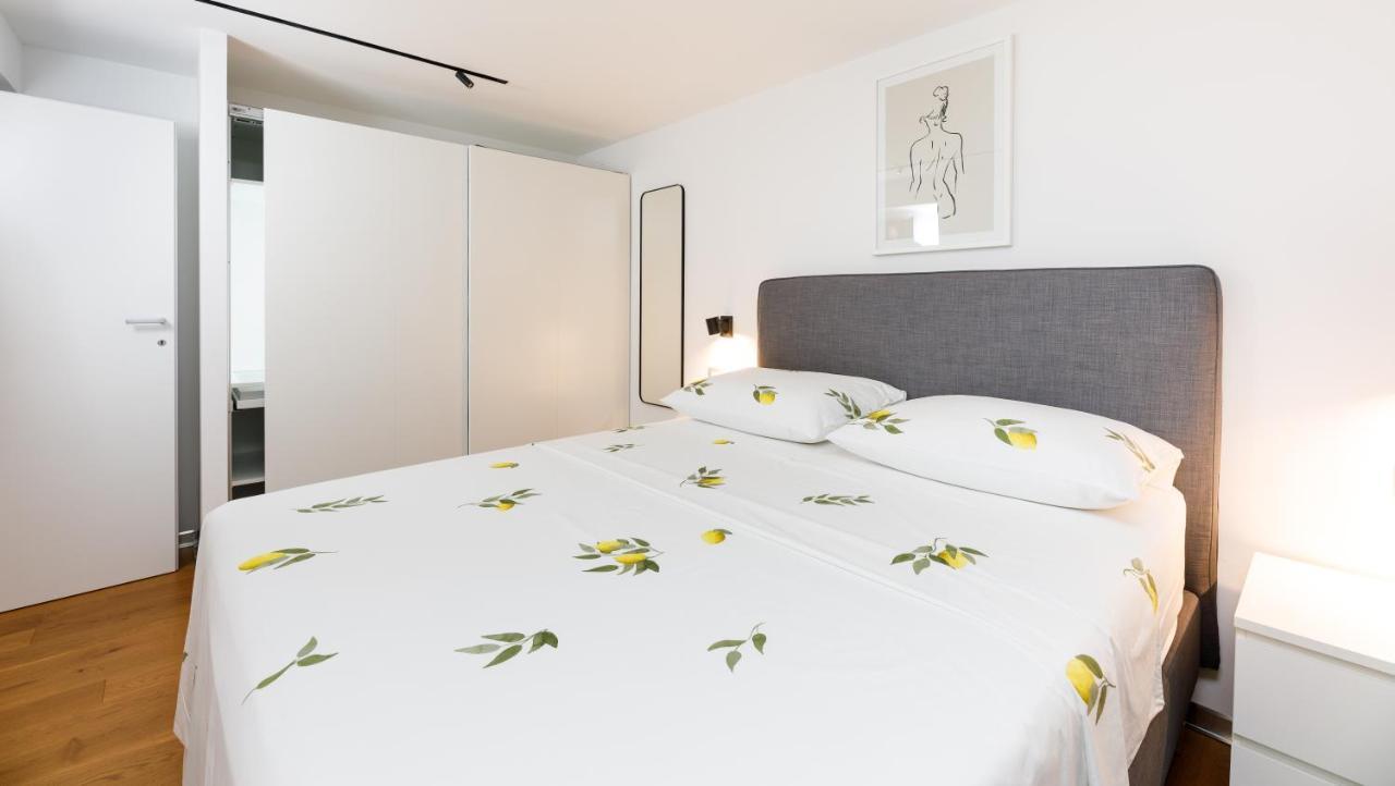 Stylish City Apartment สปลิท ภายนอก รูปภาพ